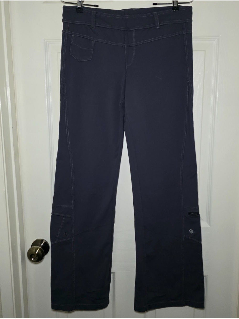 Athleta Pilayo Dipper Pant Boot-Cut Flare Pants Grey Size Medium